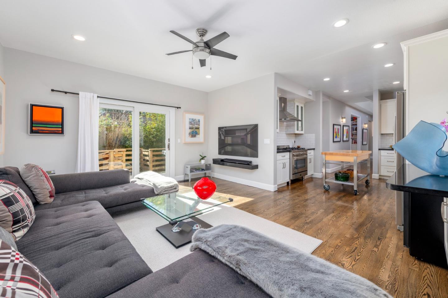 548 Hermosa Avenue, Half Moon Bay, CA, 94019