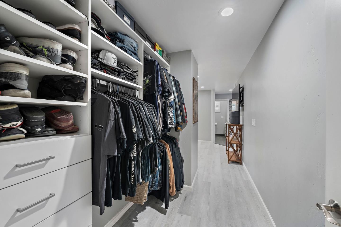 Detail Gallery Image 26 of 65 For 213 Cortez St, Capitola,  CA 95010 - 4 Beds | 2 Baths