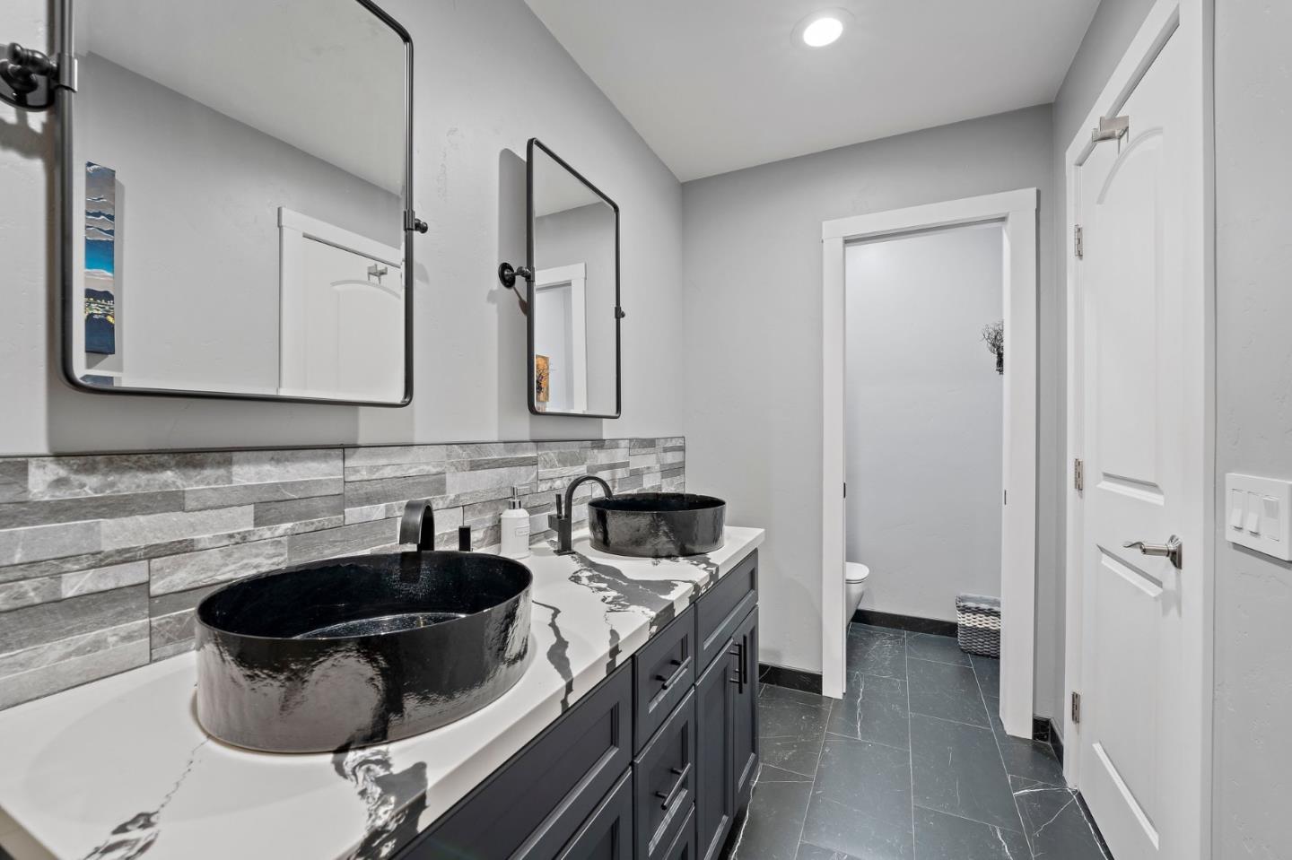 Detail Gallery Image 35 of 65 For 213 Cortez St, Capitola,  CA 95010 - 4 Beds | 2 Baths