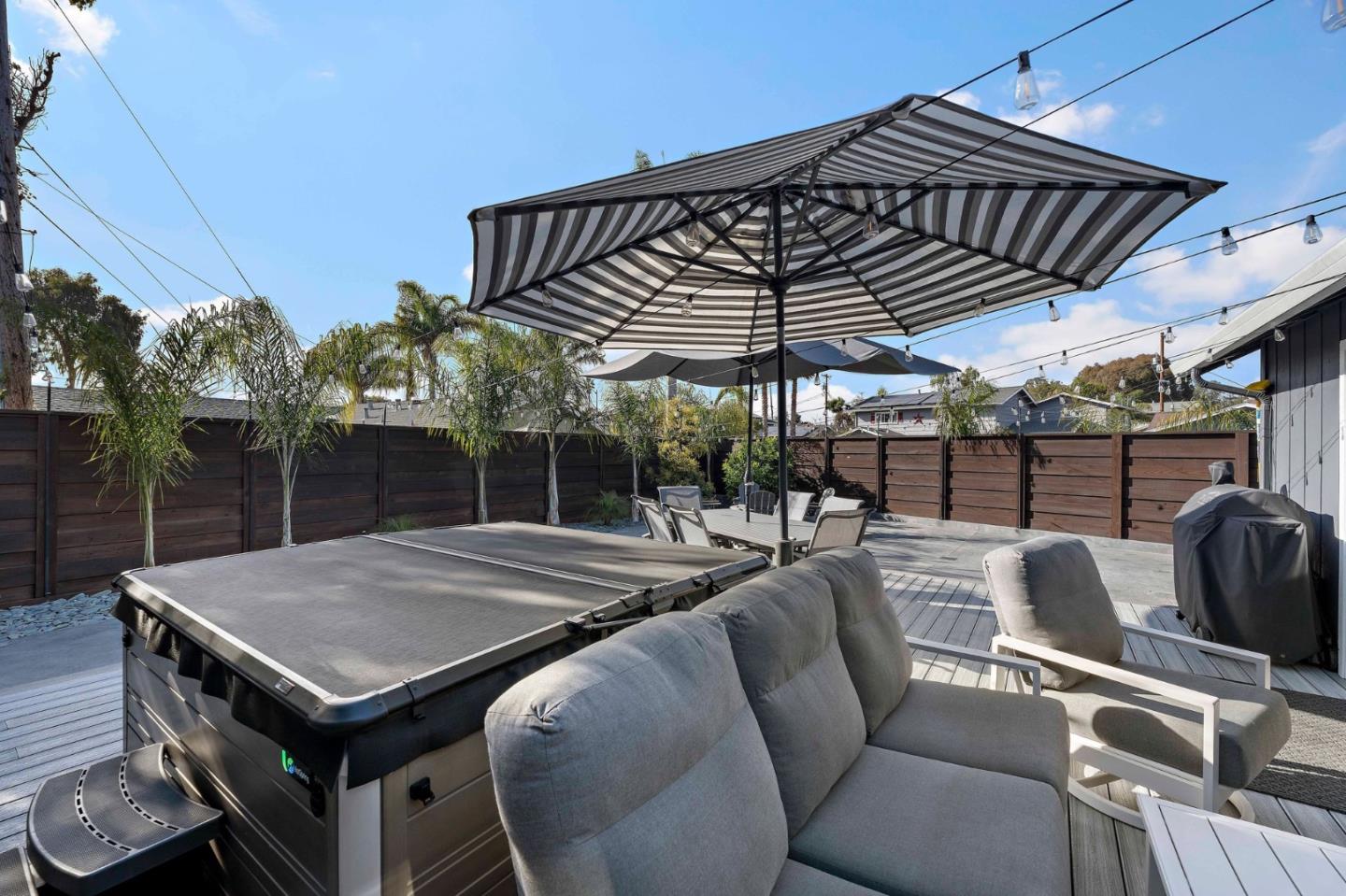 Detail Gallery Image 49 of 65 For 213 Cortez St, Capitola,  CA 95010 - 4 Beds | 2 Baths