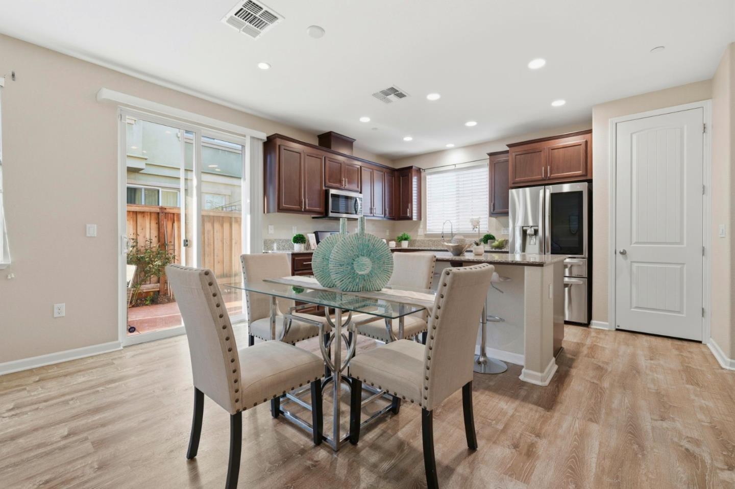 Detail Gallery Image 14 of 40 For 117 Fresco Ct, Brentwood,  CA 94513 - 4 Beds | 2/1 Baths