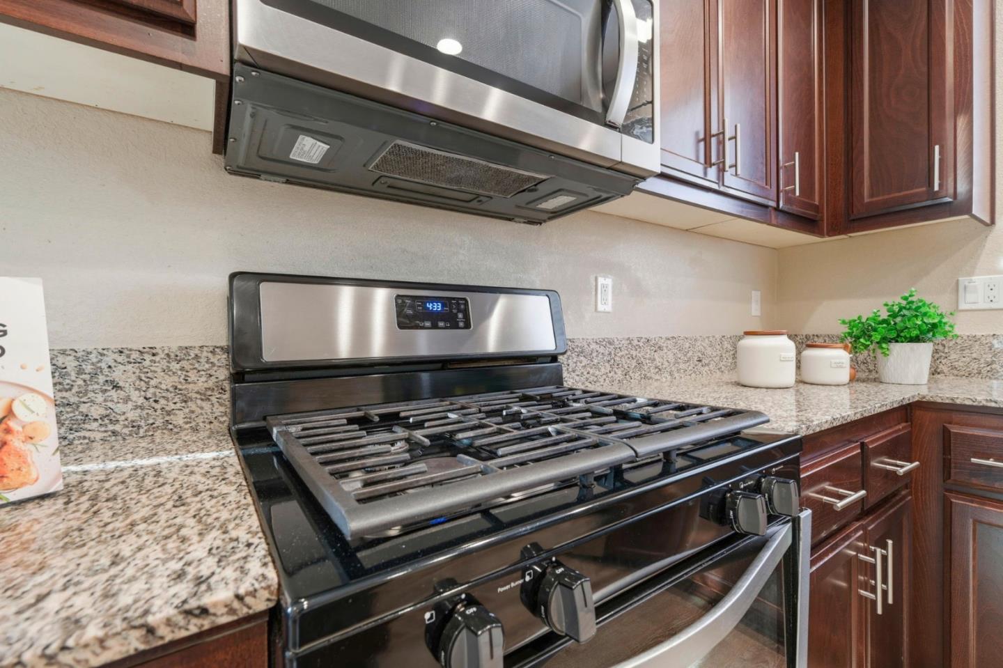 Detail Gallery Image 9 of 40 For 117 Fresco Ct, Brentwood,  CA 94513 - 4 Beds | 2/1 Baths