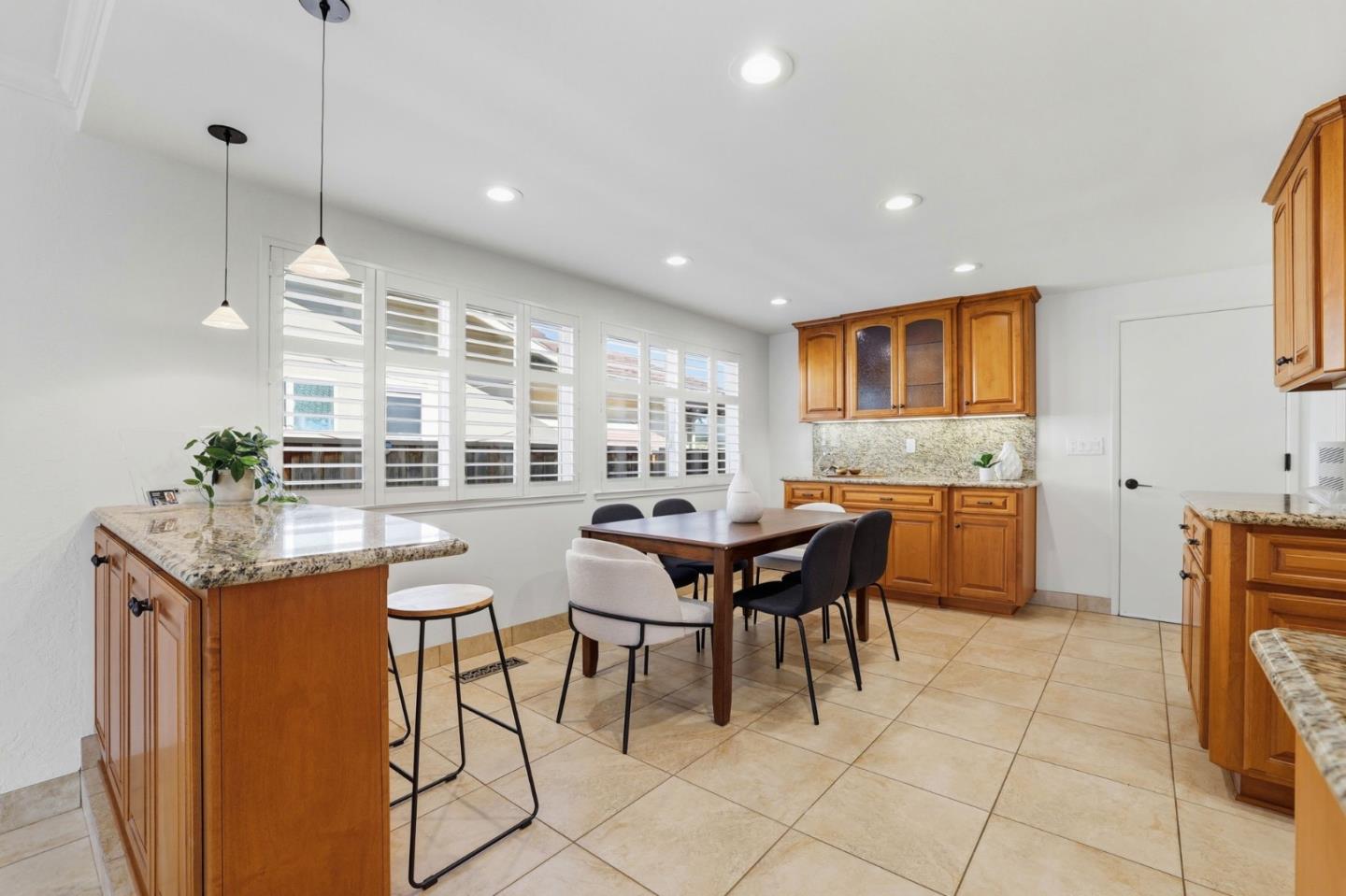 Detail Gallery Image 13 of 35 For 5031 Las Cruces Ct, San Jose,  CA 95118 - 3 Beds | 2 Baths