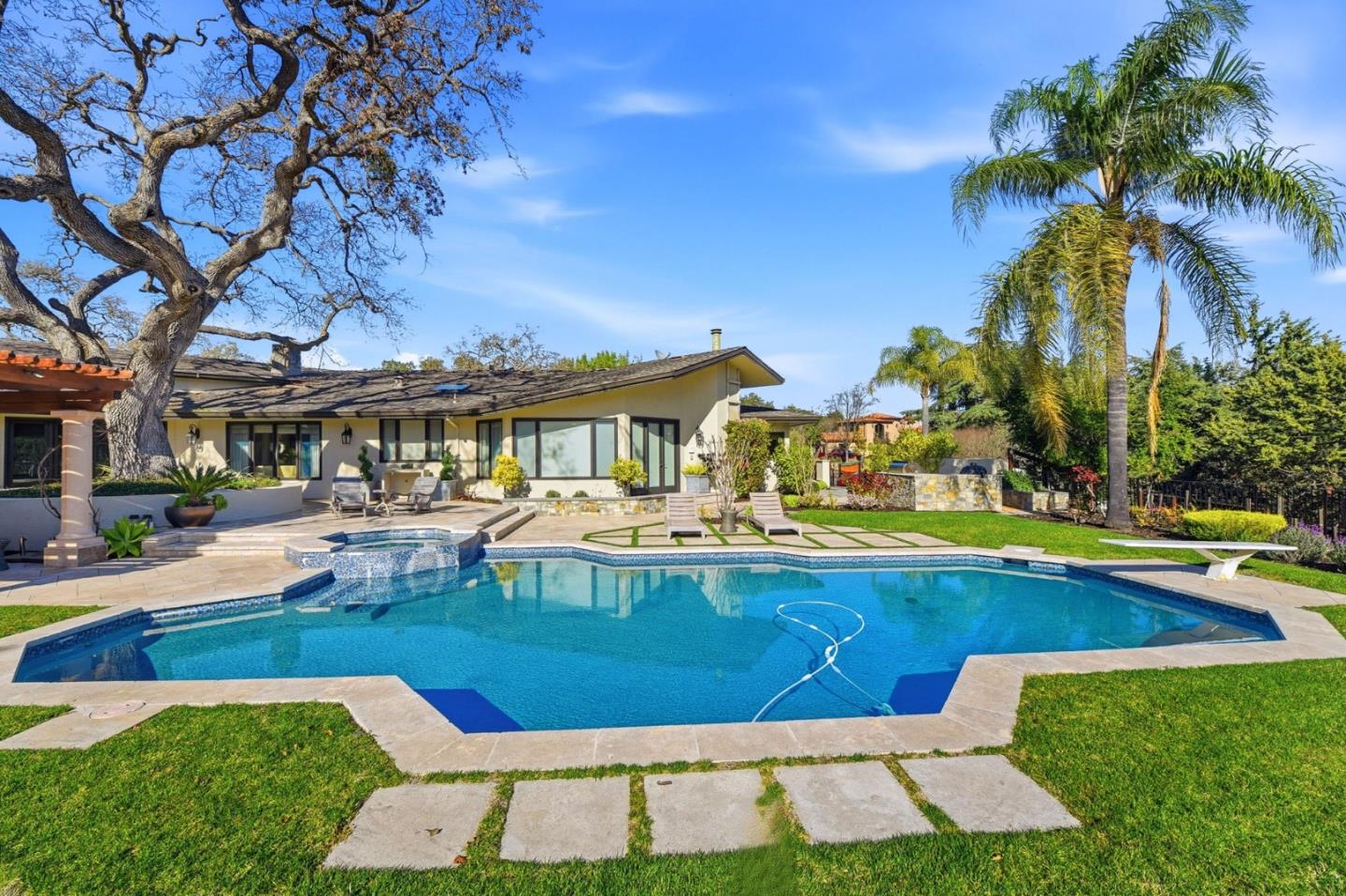 Detail Gallery Image 100 of 156 For 15715 Gum Tree Ln, Los Gatos,  CA 95032 - 4 Beds | 4/1 Baths