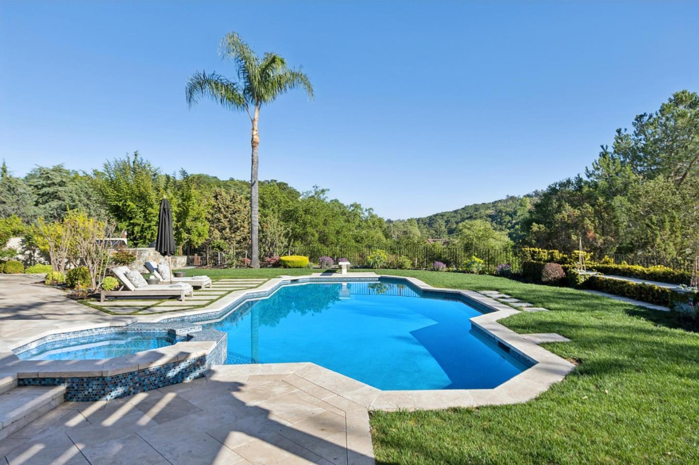 Detail Gallery Image 102 of 156 For 15715 Gum Tree Ln, Los Gatos,  CA 95032 - 4 Beds | 4/1 Baths