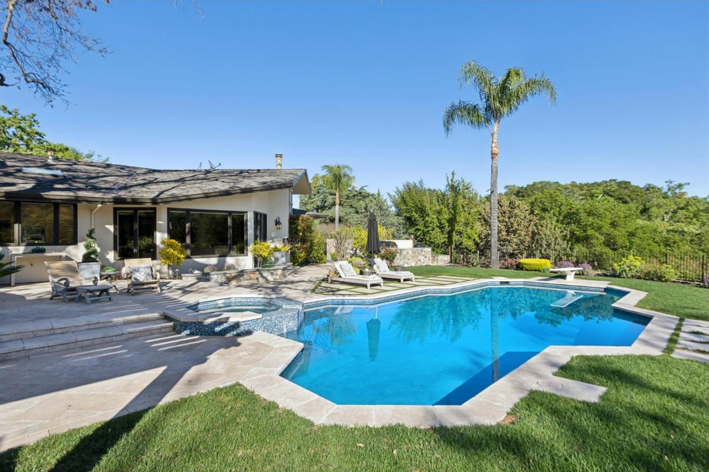 Detail Gallery Image 106 of 156 For 15715 Gum Tree Ln, Los Gatos,  CA 95032 - 4 Beds | 4/1 Baths