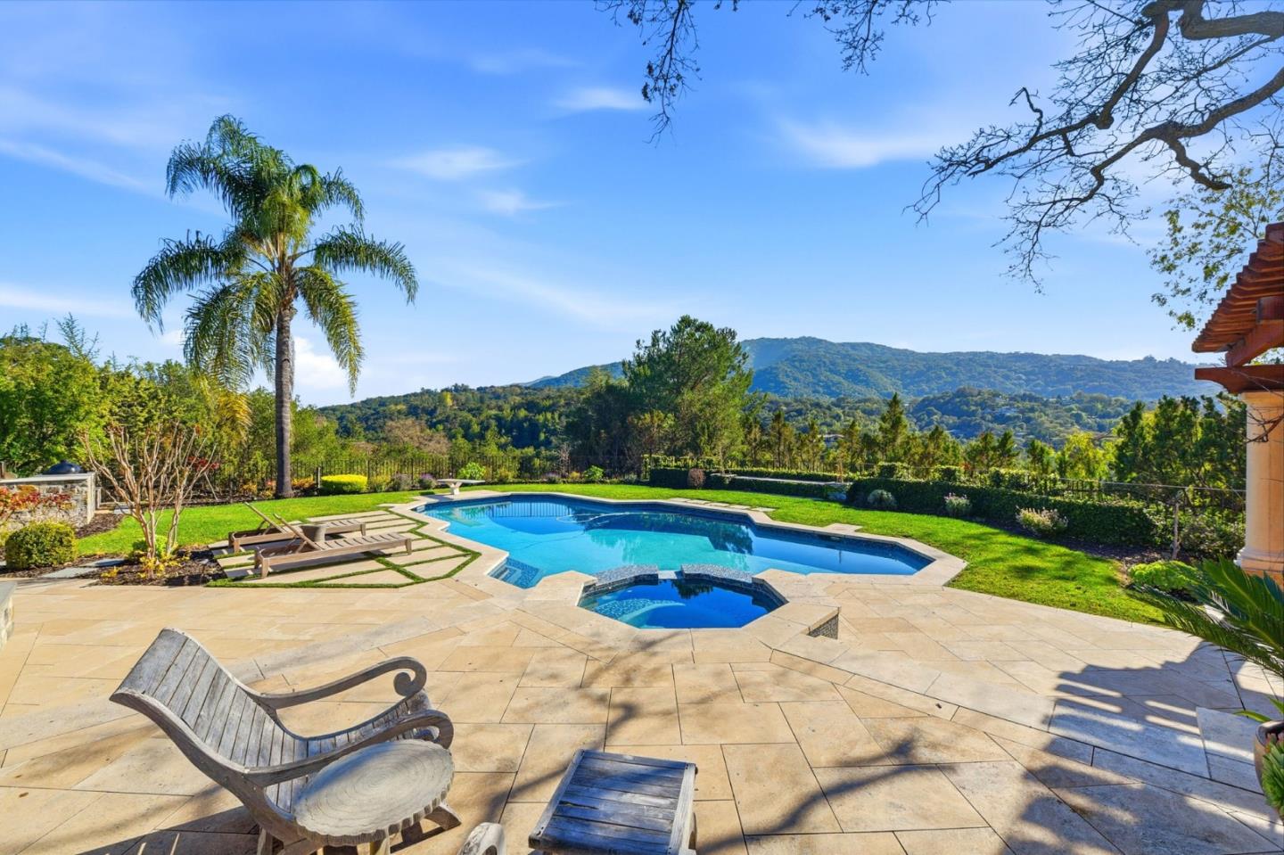 Detail Gallery Image 108 of 156 For 15715 Gum Tree Ln, Los Gatos,  CA 95032 - 4 Beds | 4/1 Baths