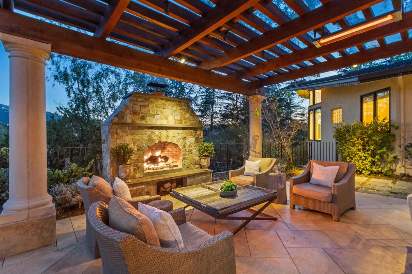 Detail Gallery Image 120 of 156 For 15715 Gum Tree Ln, Los Gatos,  CA 95032 - 4 Beds | 4/1 Baths