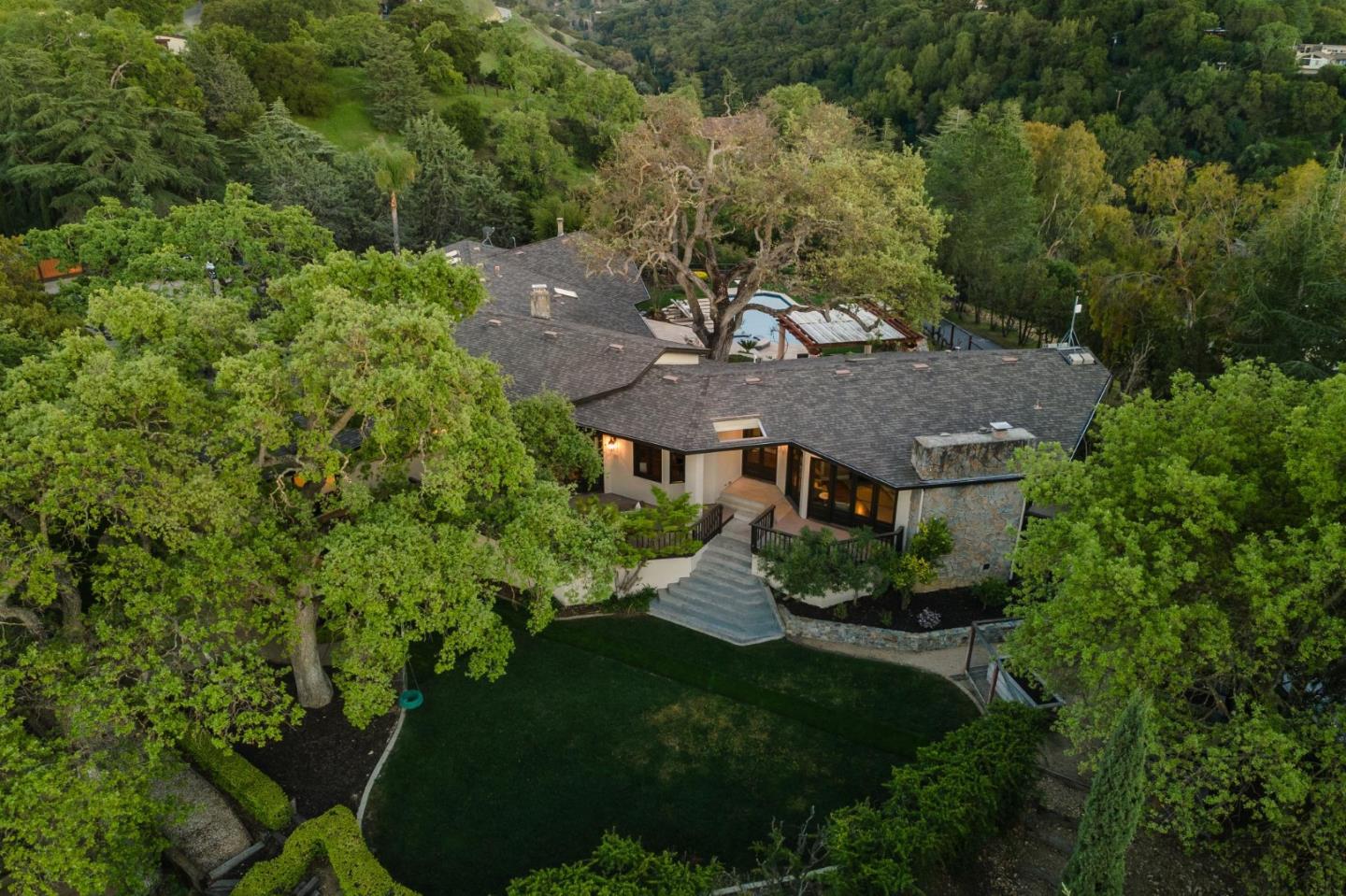 Detail Gallery Image 145 of 156 For 15715 Gum Tree Ln, Los Gatos,  CA 95032 - 4 Beds | 4/1 Baths