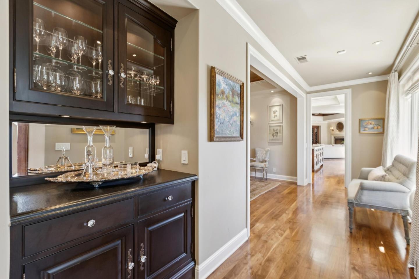 Detail Gallery Image 20 of 156 For 15715 Gum Tree Ln, Los Gatos,  CA 95032 - 4 Beds | 4/1 Baths