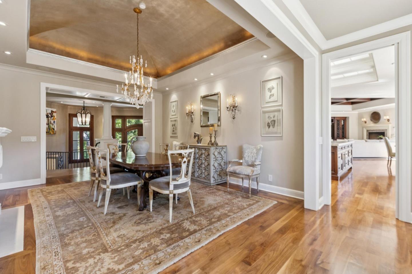 Detail Gallery Image 21 of 156 For 15715 Gum Tree Ln, Los Gatos,  CA 95032 - 4 Beds | 4/1 Baths