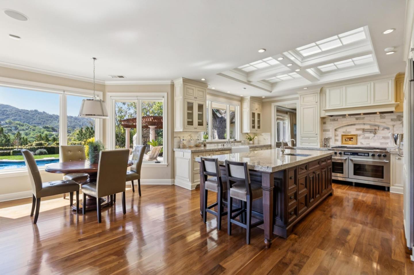 Detail Gallery Image 36 of 156 For 15715 Gum Tree Ln, Los Gatos,  CA 95032 - 4 Beds | 4/1 Baths