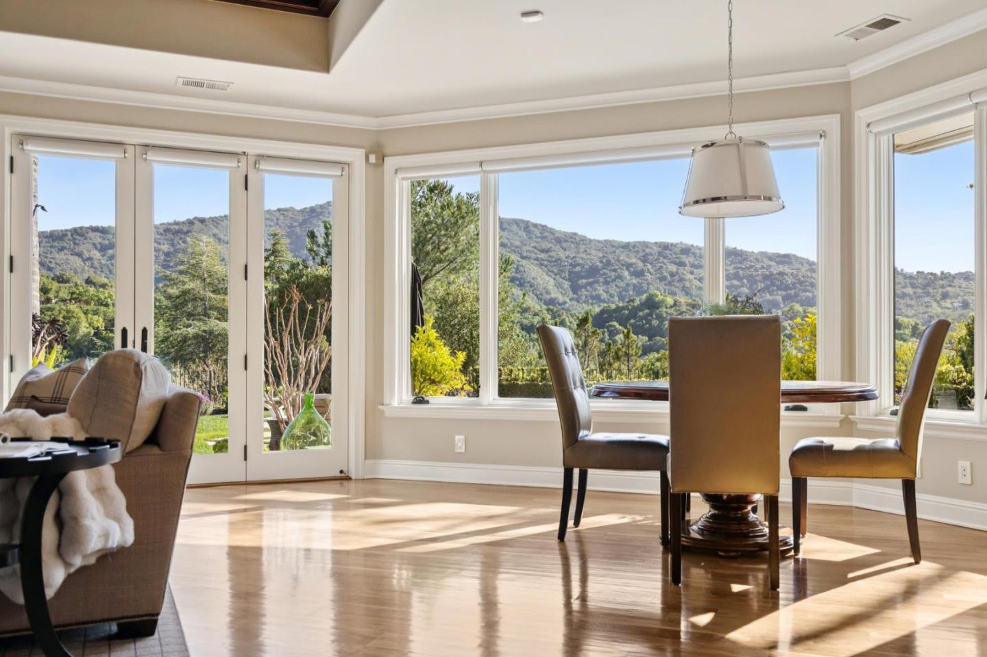 Detail Gallery Image 37 of 156 For 15715 Gum Tree Ln, Los Gatos,  CA 95032 - 4 Beds | 4/1 Baths