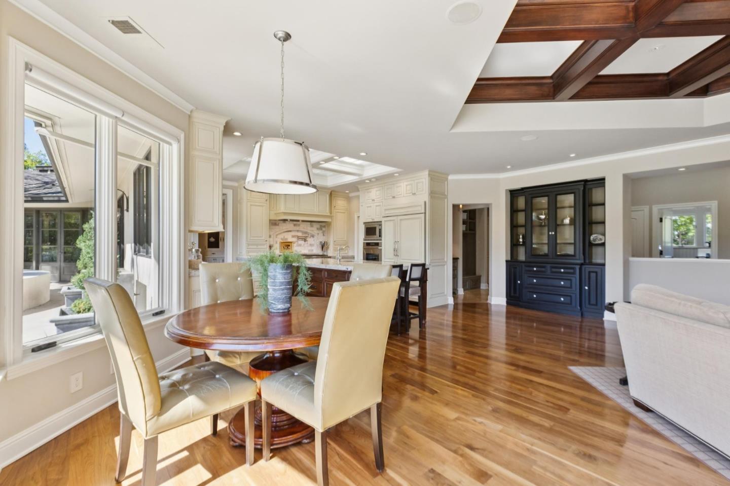 Detail Gallery Image 38 of 156 For 15715 Gum Tree Ln, Los Gatos,  CA 95032 - 4 Beds | 4/1 Baths