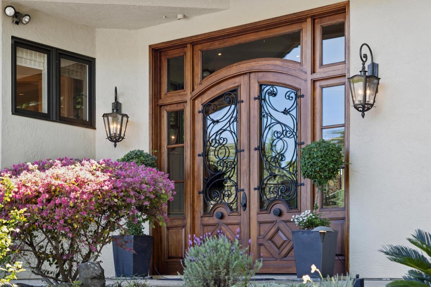 Detail Gallery Image 5 of 156 For 15715 Gum Tree Ln, Los Gatos,  CA 95032 - 4 Beds | 4/1 Baths