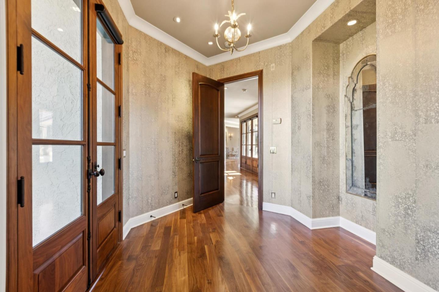 Detail Gallery Image 68 of 156 For 15715 Gum Tree Ln, Los Gatos,  CA 95032 - 4 Beds | 4/1 Baths