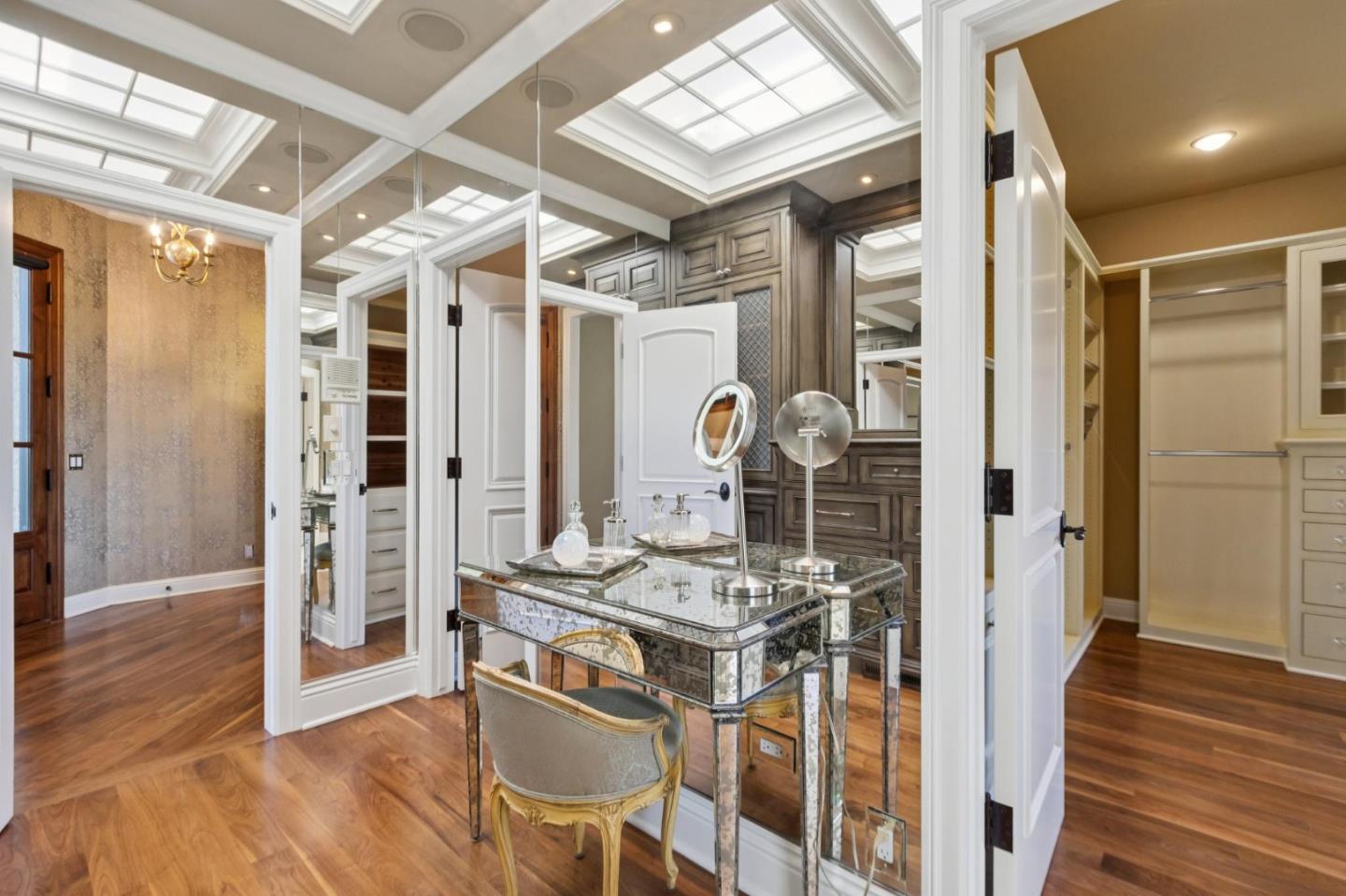 Detail Gallery Image 80 of 156 For 15715 Gum Tree Ln, Los Gatos,  CA 95032 - 4 Beds | 4/1 Baths