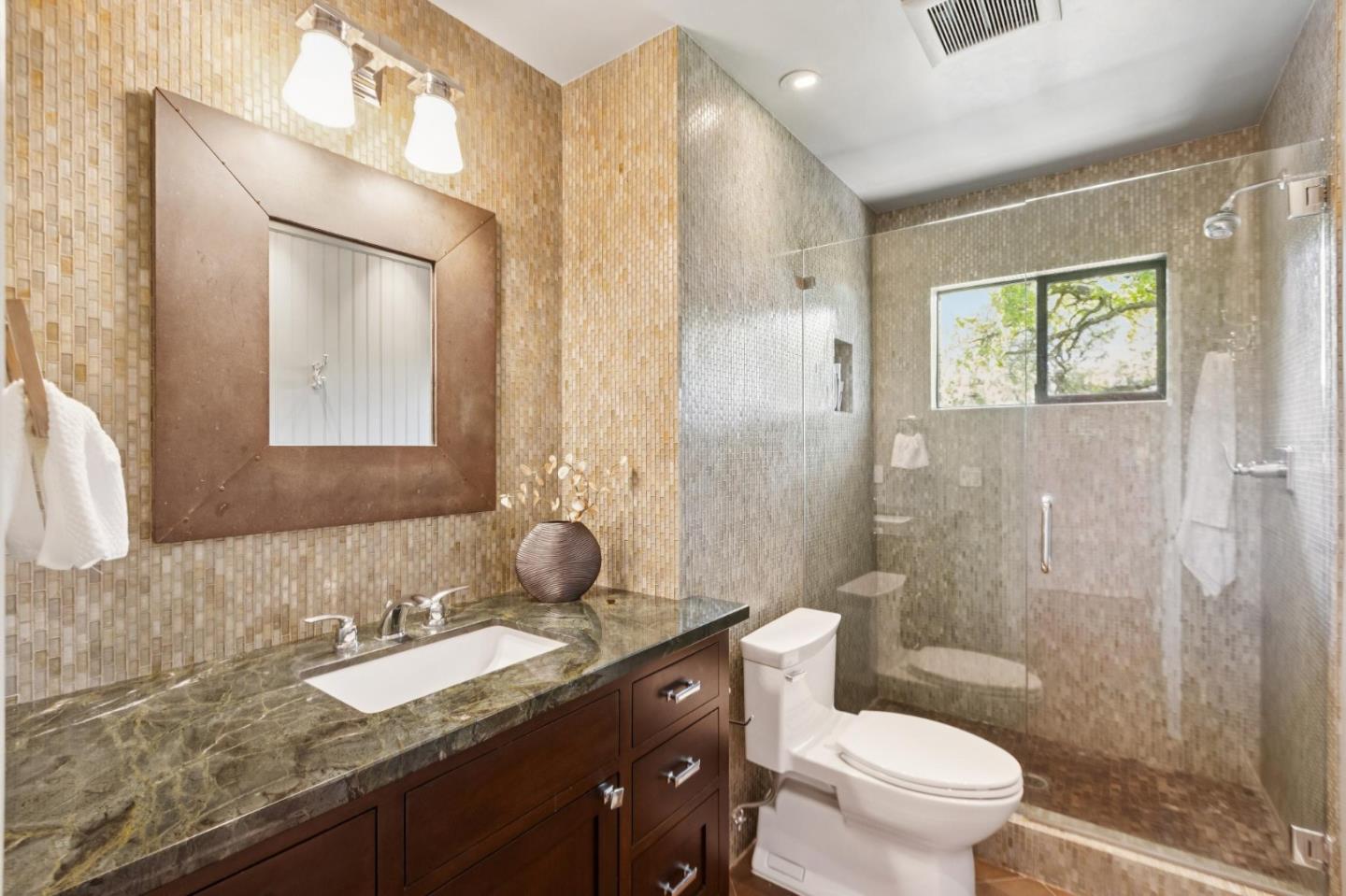 Detail Gallery Image 86 of 156 For 15715 Gum Tree Ln, Los Gatos,  CA 95032 - 4 Beds | 4/1 Baths