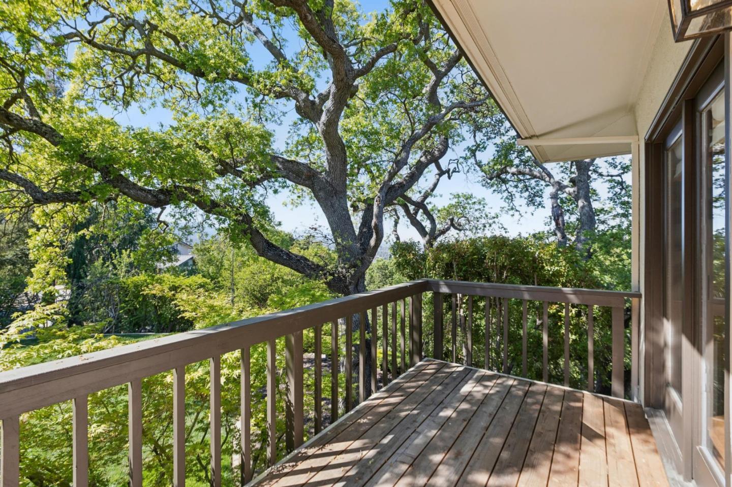 Detail Gallery Image 93 of 156 For 15715 Gum Tree Ln, Los Gatos,  CA 95032 - 4 Beds | 4/1 Baths