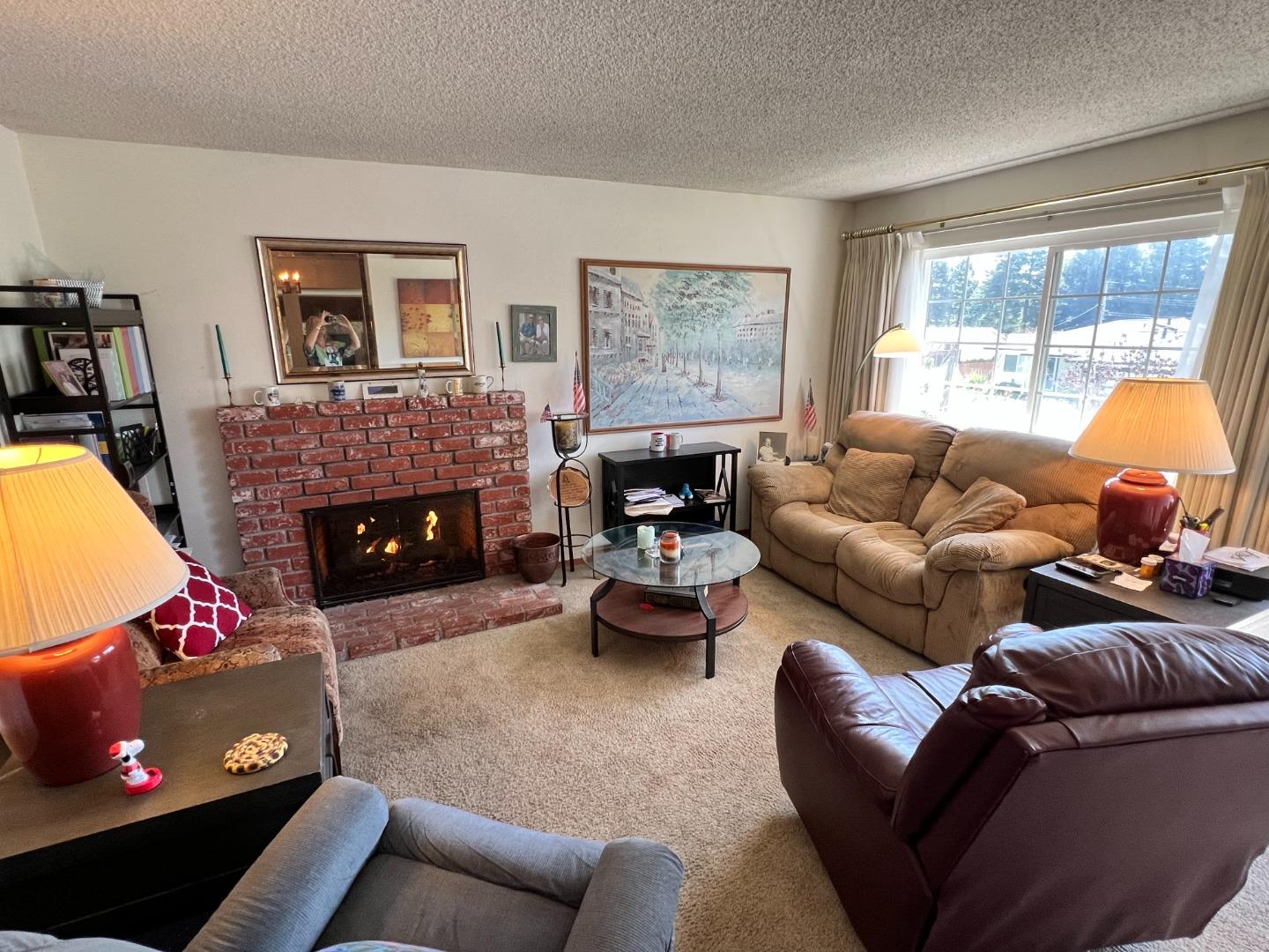 Detail Gallery Image 13 of 34 For 2245 Twin Hills Dr, Santa Cruz,  CA 95065 - 3 Beds | 1/1 Baths