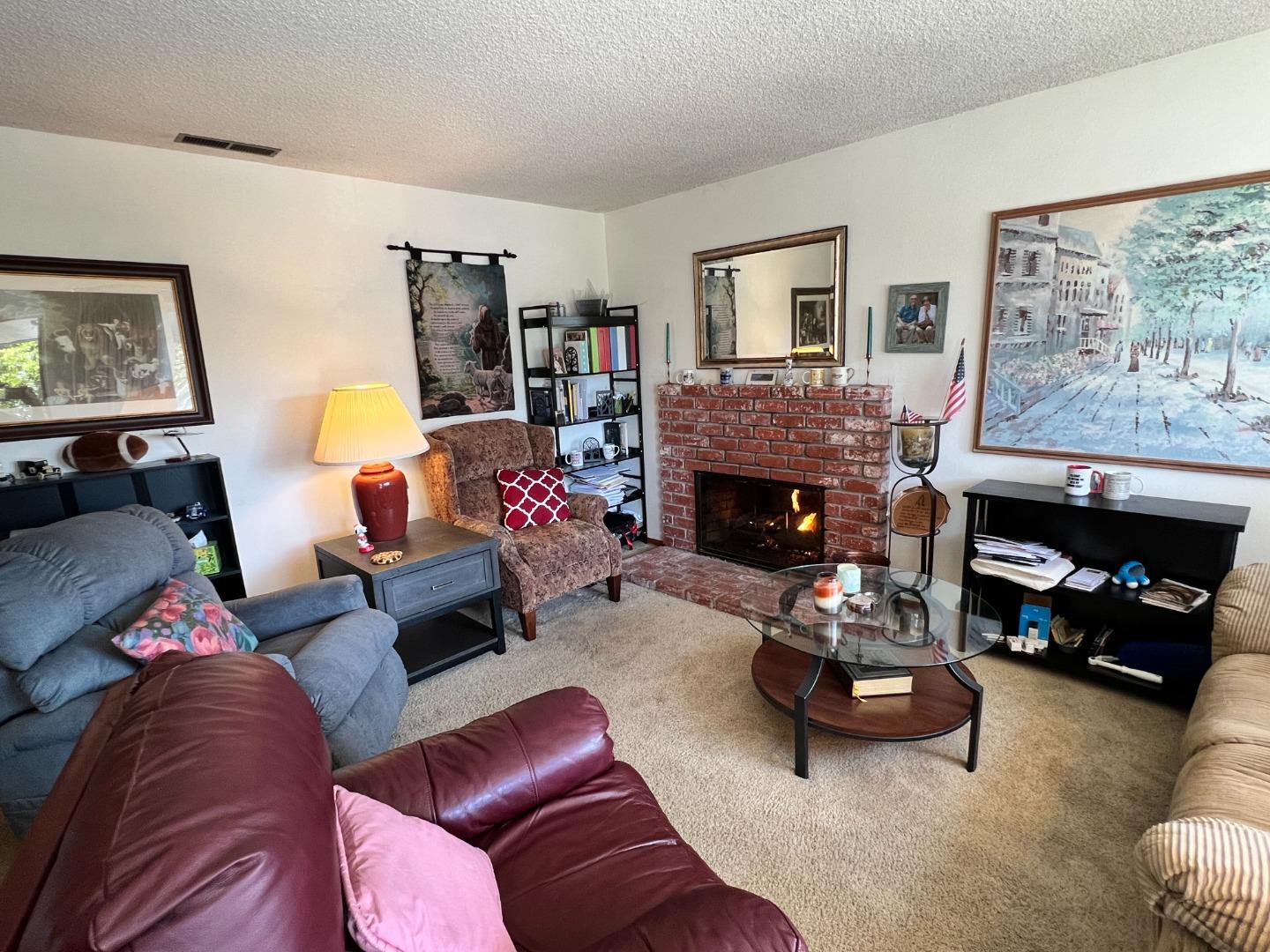 Detail Gallery Image 15 of 34 For 2245 Twin Hills Dr, Santa Cruz,  CA 95065 - 3 Beds | 1/1 Baths