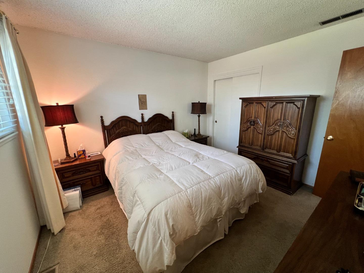 Detail Gallery Image 23 of 34 For 2245 Twin Hills Dr, Santa Cruz,  CA 95065 - 3 Beds | 1/1 Baths