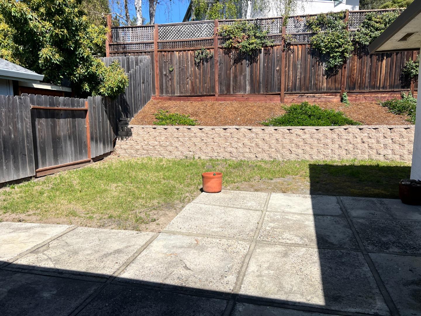 Detail Gallery Image 33 of 34 For 2245 Twin Hills Dr, Santa Cruz,  CA 95065 - 3 Beds | 1/1 Baths