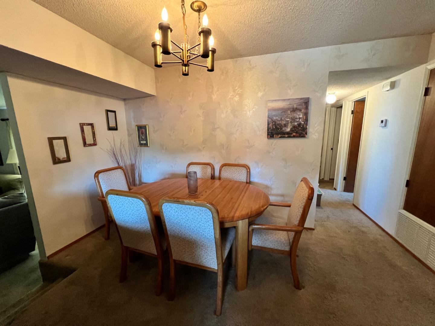 Detail Gallery Image 7 of 34 For 2245 Twin Hills Dr, Santa Cruz,  CA 95065 - 3 Beds | 1/1 Baths