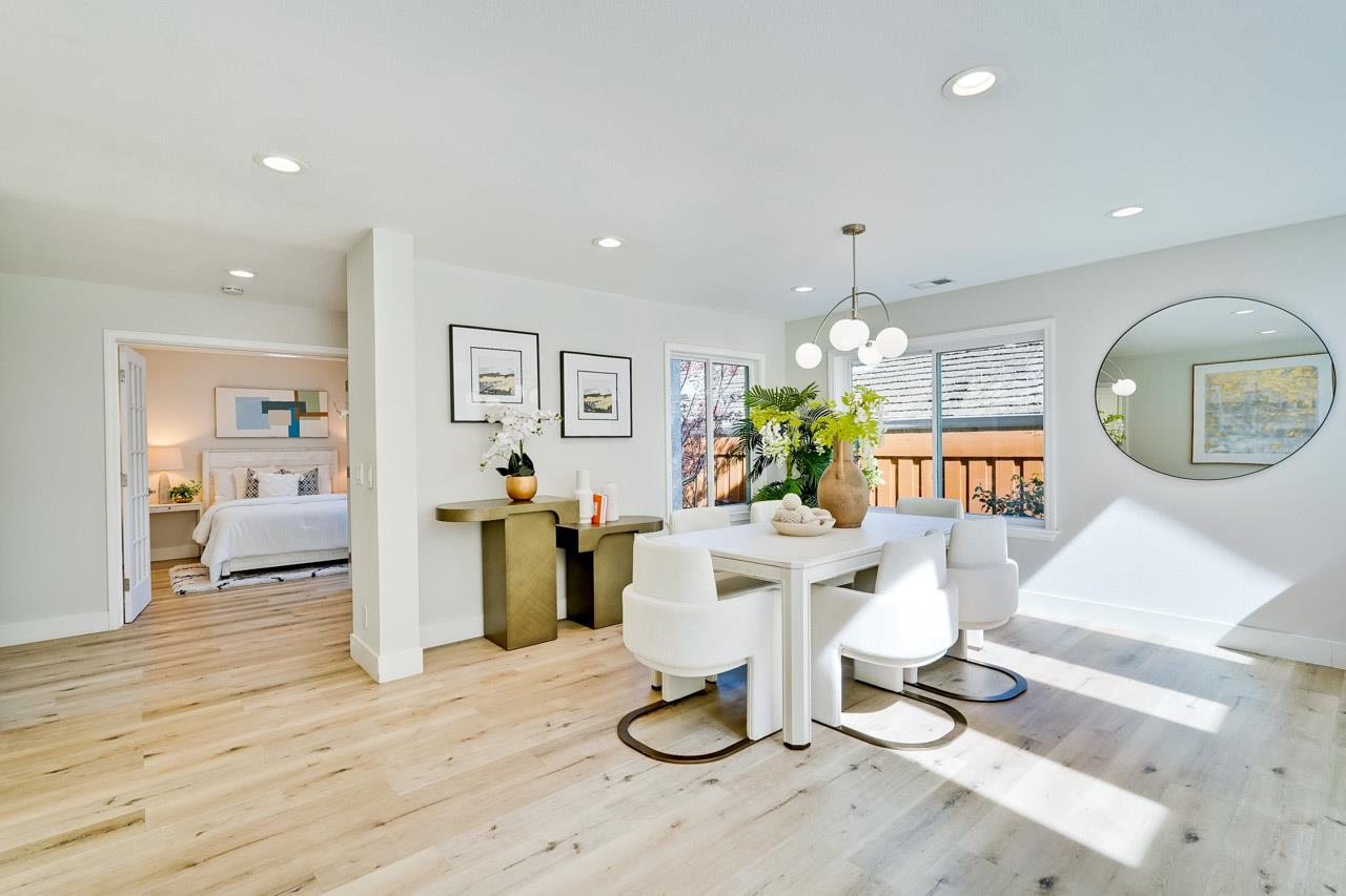 Detail Gallery Image 10 of 63 For 22136 Dean Ct, Cupertino,  CA 95014 - 4 Beds | 2/1 Baths