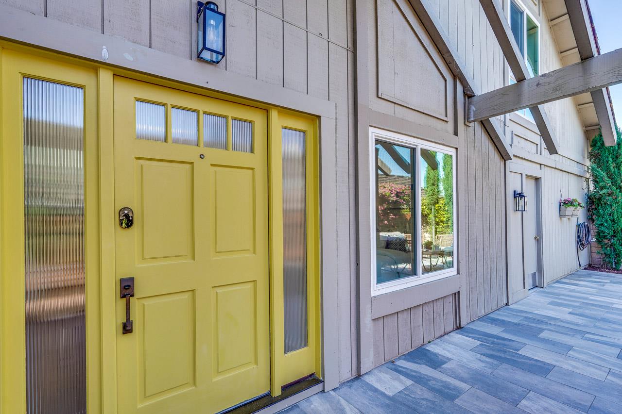 Detail Gallery Image 2 of 63 For 22136 Dean Ct, Cupertino,  CA 95014 - 4 Beds | 2/1 Baths