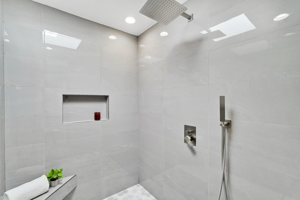 Detail Gallery Image 39 of 63 For 22136 Dean Ct, Cupertino,  CA 95014 - 4 Beds | 2/1 Baths