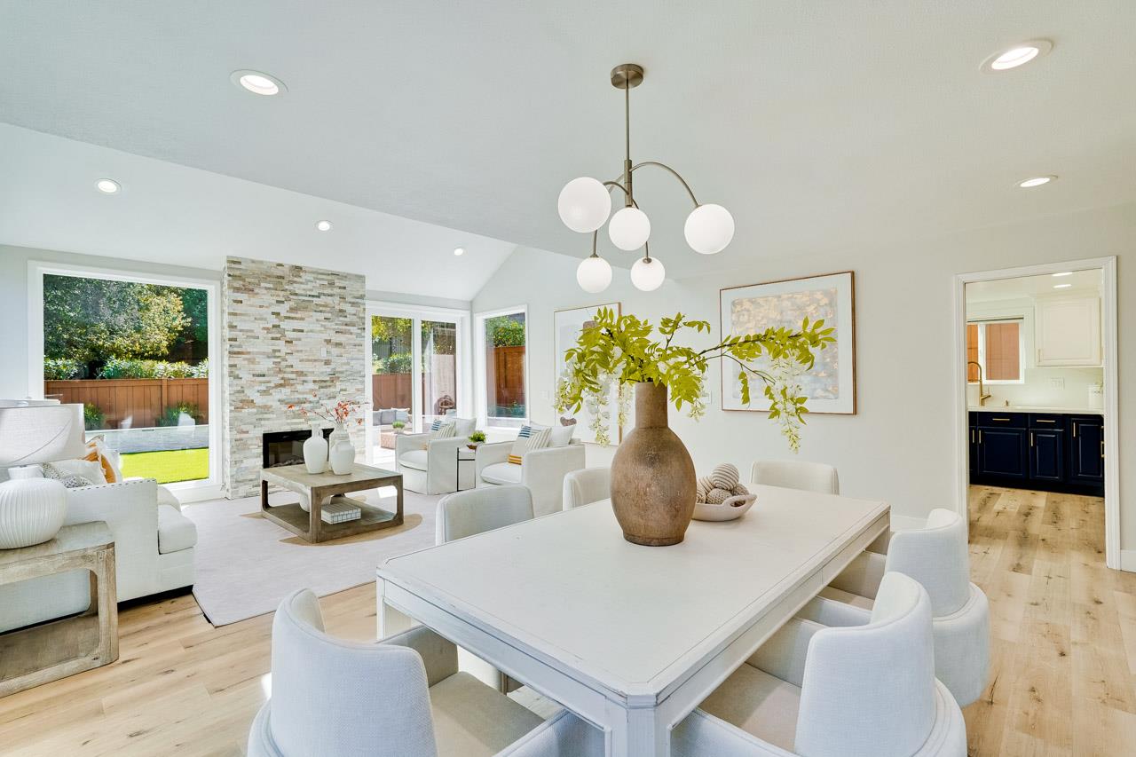 Detail Gallery Image 8 of 63 For 22136 Dean Ct, Cupertino,  CA 95014 - 4 Beds | 2/1 Baths