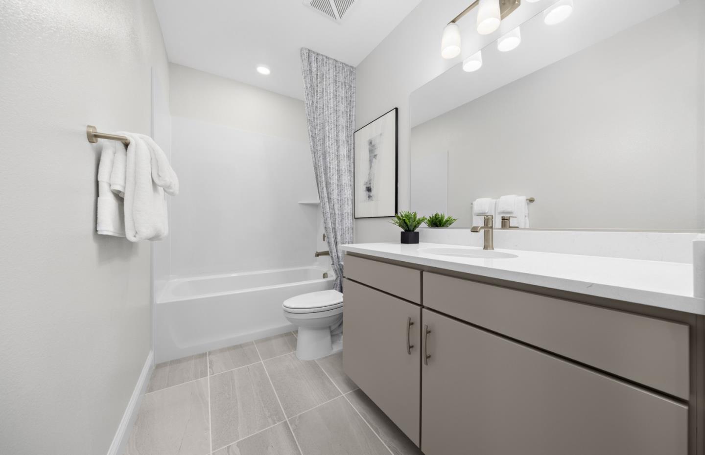 Photo #4: ML82038942 Listing: Photo #4