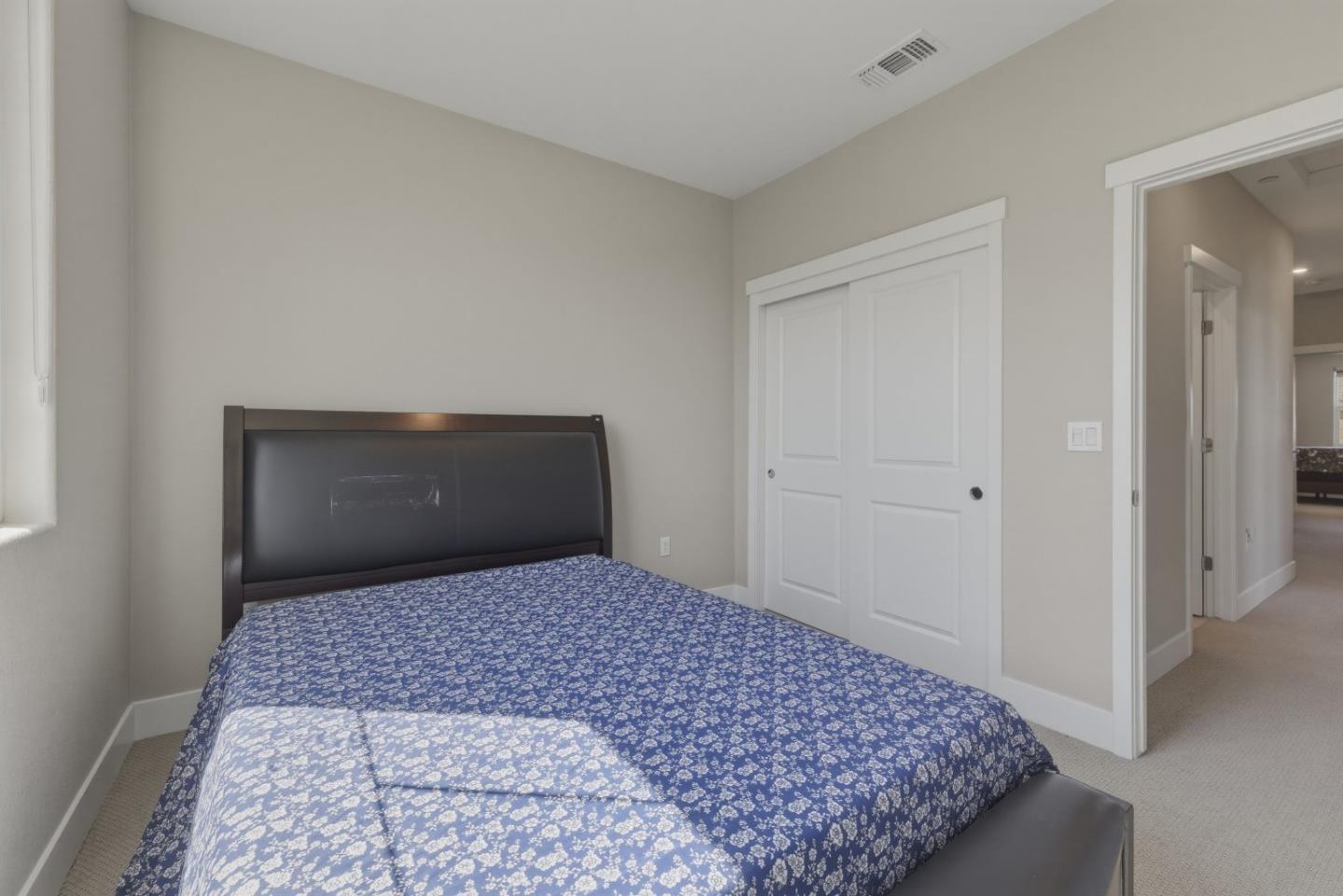 Detail Gallery Image 21 of 50 For 22 E Funderburg Blvd, Mountain House,  CA 95391 - 4 Beds | 2/1 Baths