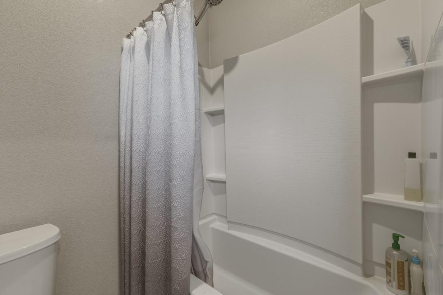 Detail Gallery Image 27 of 50 For 22 E Funderburg Blvd, Mountain House,  CA 95391 - 4 Beds | 2/1 Baths