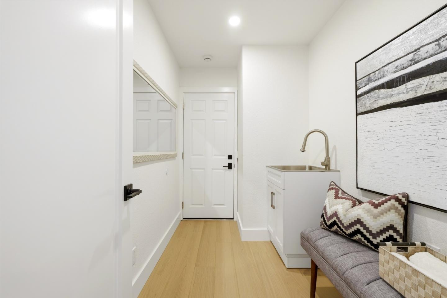 Detail Gallery Image 32 of 33 For 2215 Sunny Vista Dr, San Jose,  CA 95128 - 3 Beds | 3 Baths