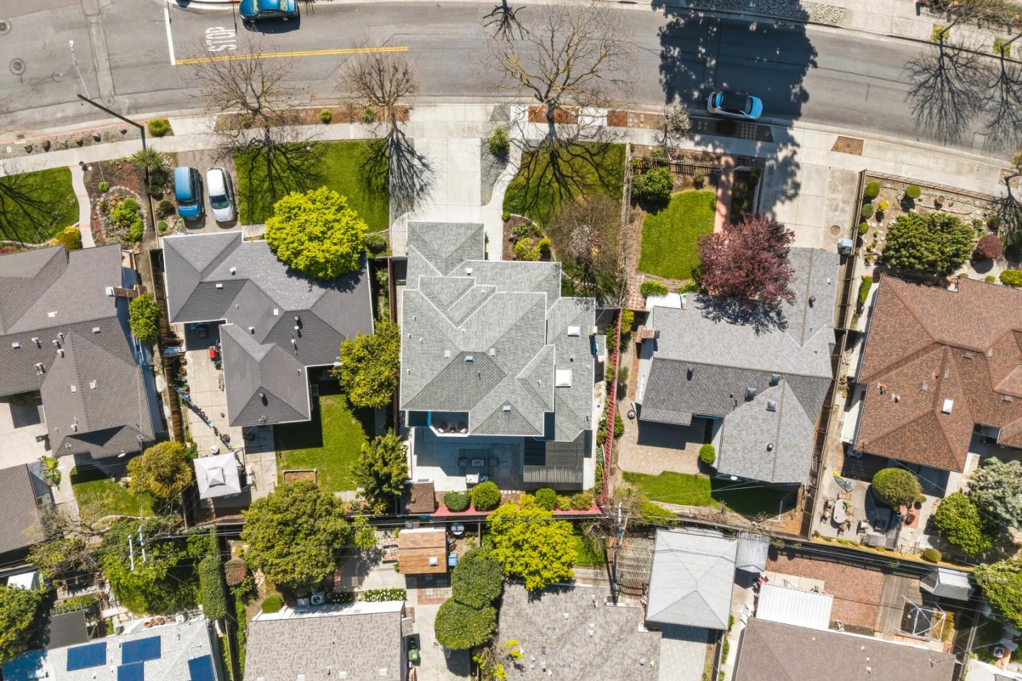 Detail Gallery Image 33 of 33 For 2215 Sunny Vista Dr, San Jose,  CA 95128 - 3 Beds | 3 Baths