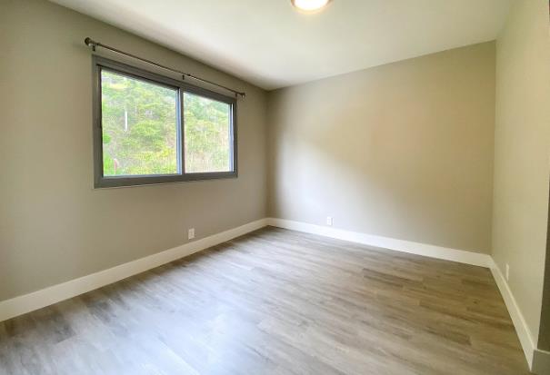 Detail Gallery Image 14 of 29 For 134 Morton Dr, Daly City,  CA 94015 - 4 Beds | 3 Baths