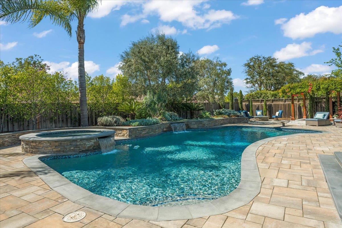 Detail Gallery Image 28 of 58 For 17465 Ringel Dr, Morgan Hill,  CA 95037 - 4 Beds | 2/1 Baths