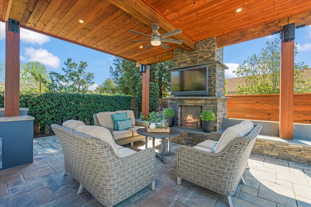 Detail Gallery Image 39 of 58 For 17465 Ringel Dr, Morgan Hill,  CA 95037 - 4 Beds | 2/1 Baths