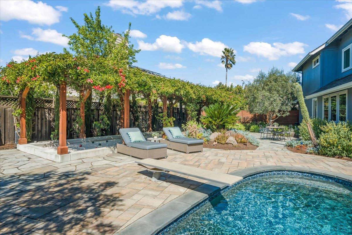 Detail Gallery Image 44 of 58 For 17465 Ringel Dr, Morgan Hill,  CA 95037 - 4 Beds | 2/1 Baths