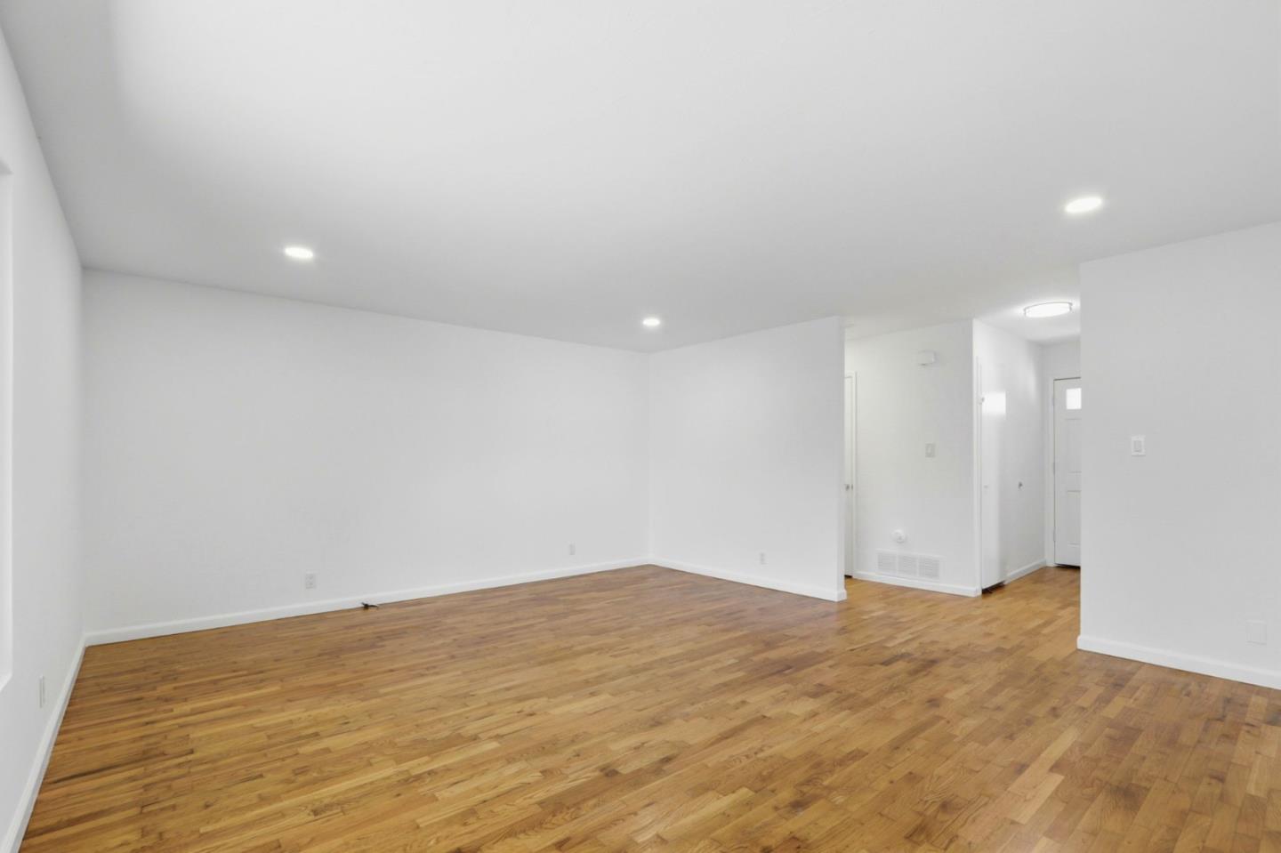 Detail Gallery Image 10 of 41 For 1542 Harvest Dr, San Jose,  CA 95127 - 3 Beds | 2 Baths