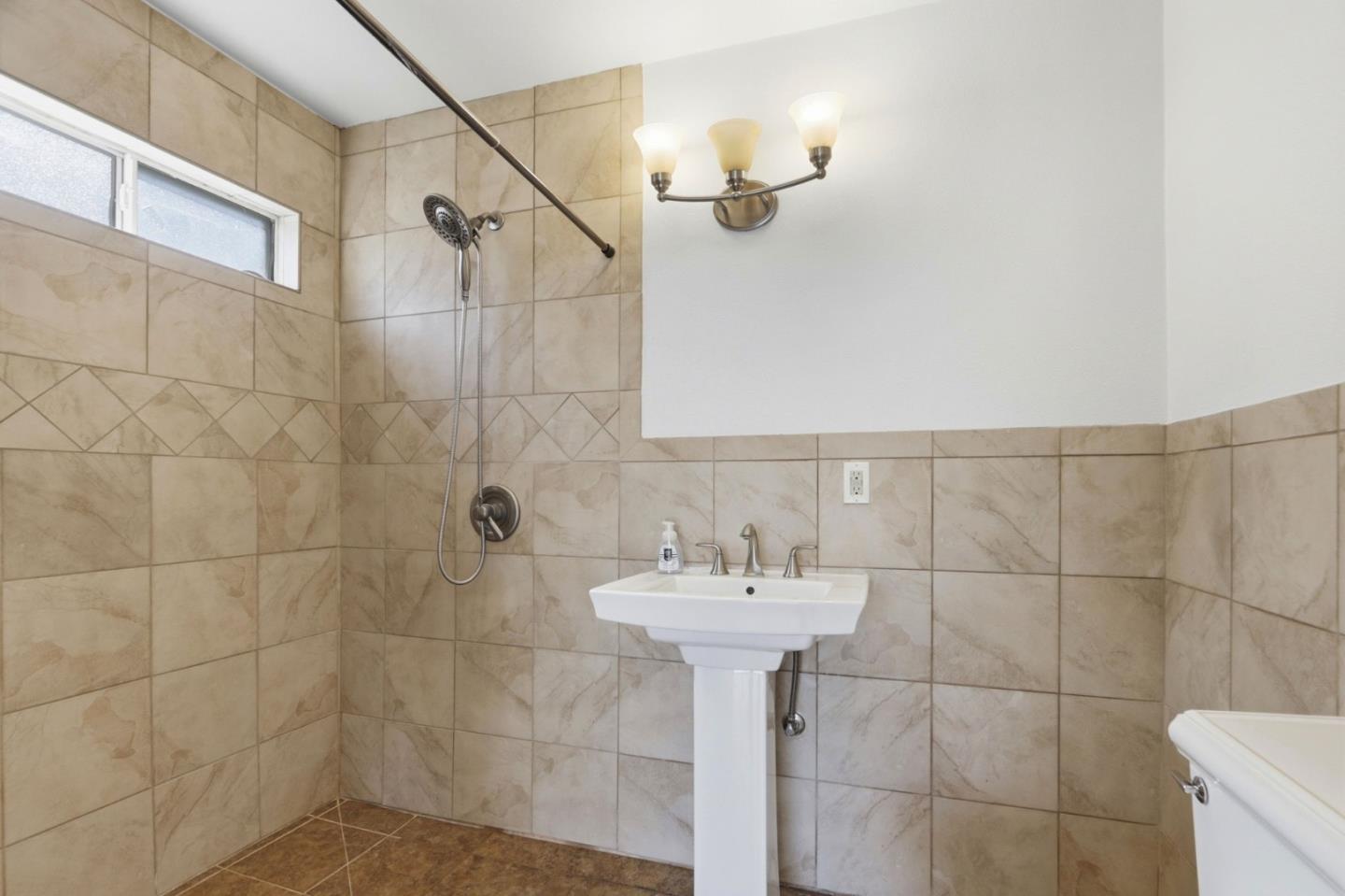 Detail Gallery Image 31 of 41 For 1542 Harvest Dr, San Jose,  CA 95127 - 3 Beds | 2 Baths