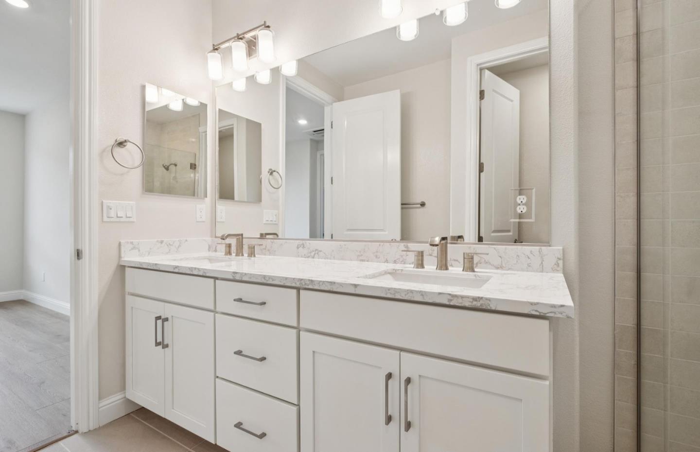 Detail Gallery Image 35 of 48 For 2449 Willow Way, San Mateo,  CA 94403 - 3 Beds | 3 Baths