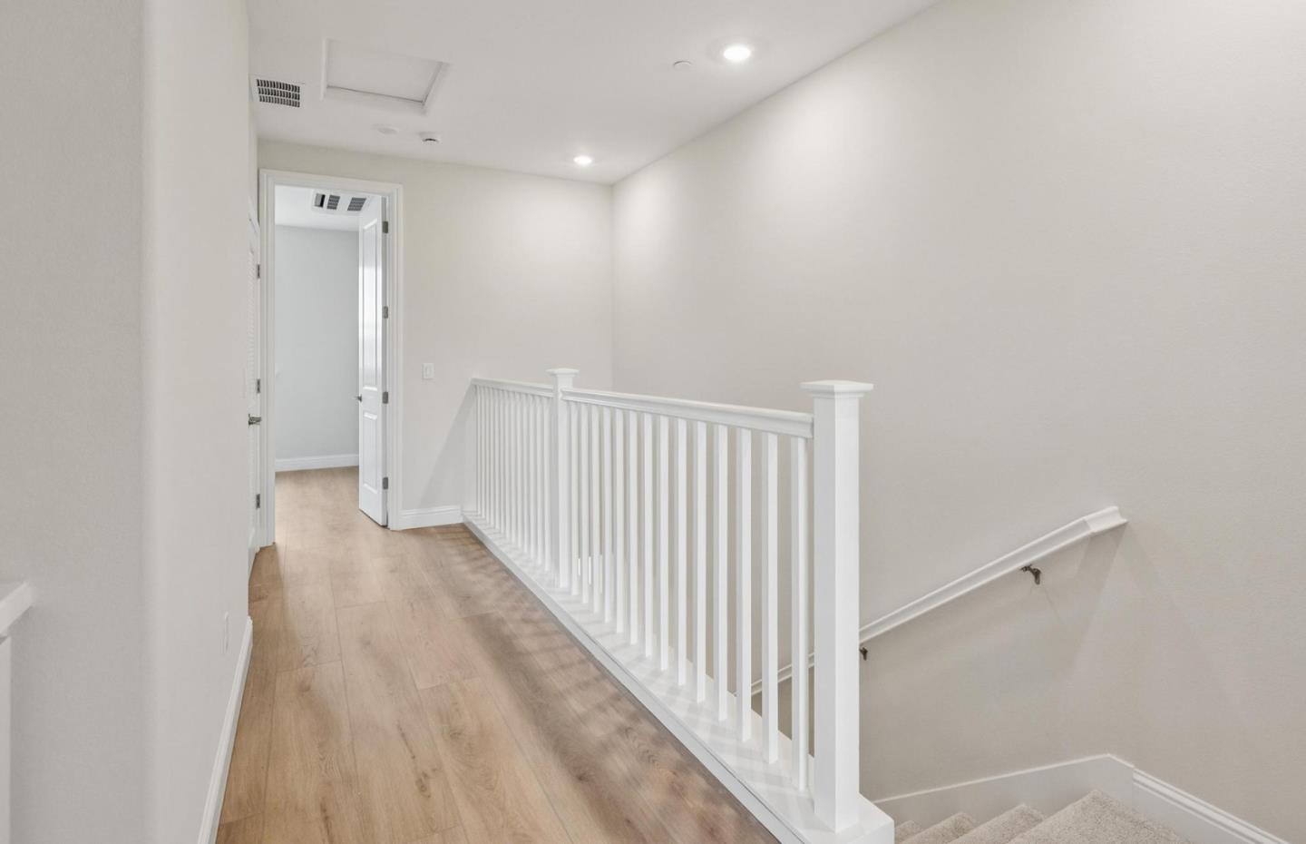 Detail Gallery Image 37 of 48 For 2449 Willow Way, San Mateo,  CA 94403 - 3 Beds | 3 Baths