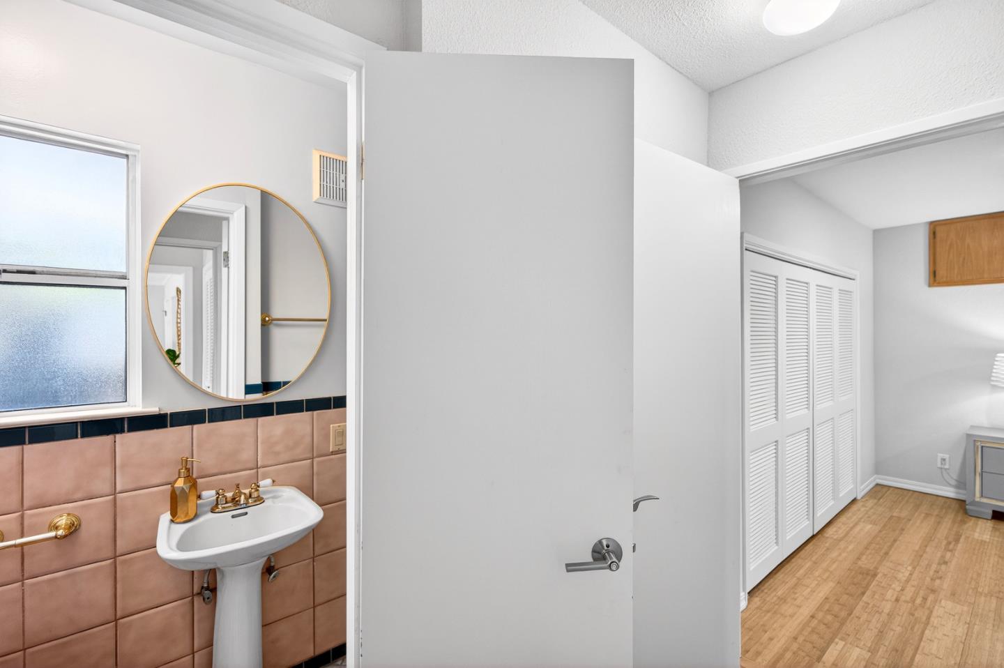 Detail Gallery Image 16 of 35 For 1572 Amesbury Way, San Jose,  CA 95127 - 3 Beds | 2 Baths