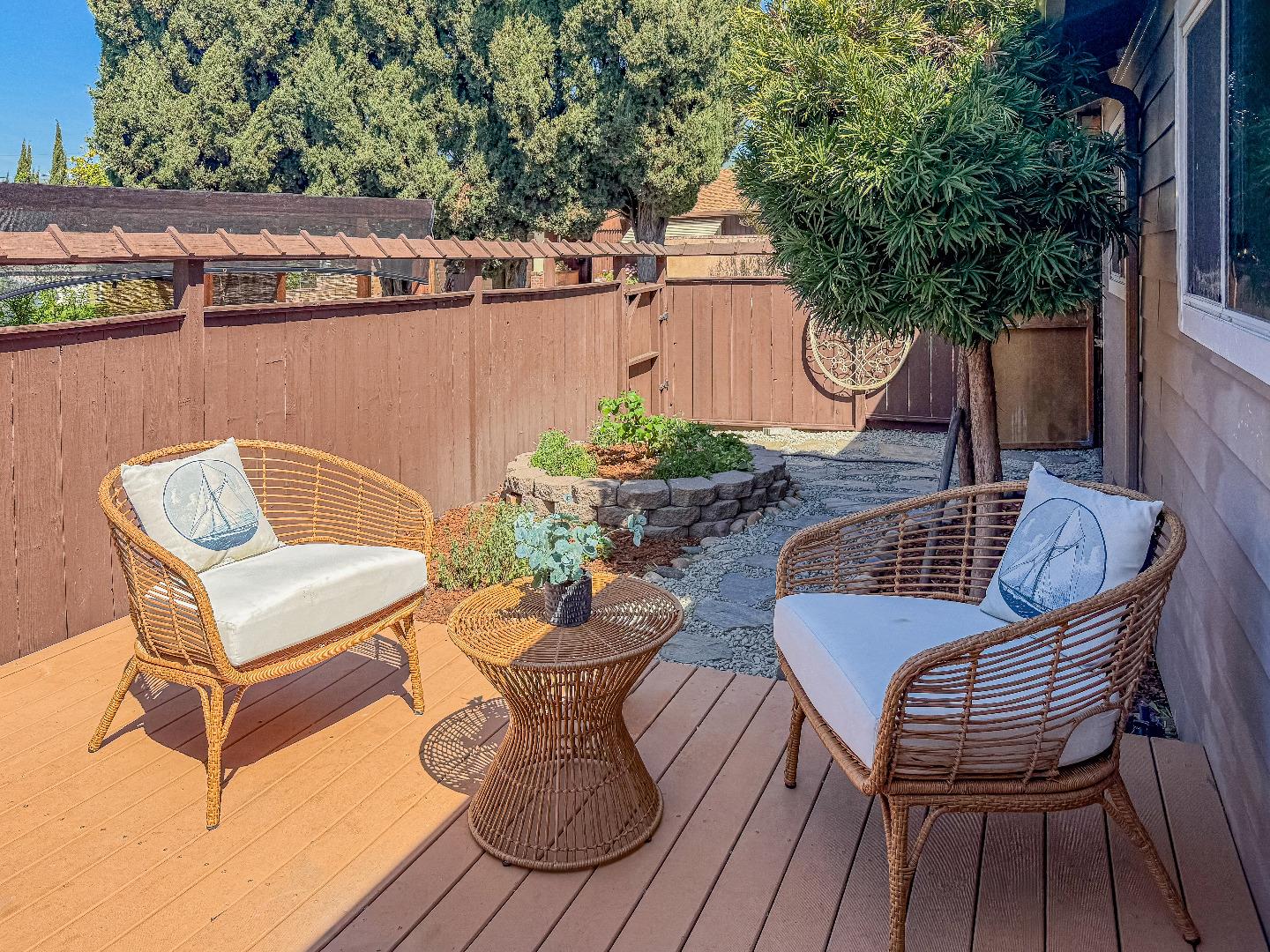 Detail Gallery Image 32 of 35 For 1572 Amesbury Way, San Jose,  CA 95127 - 3 Beds | 2 Baths