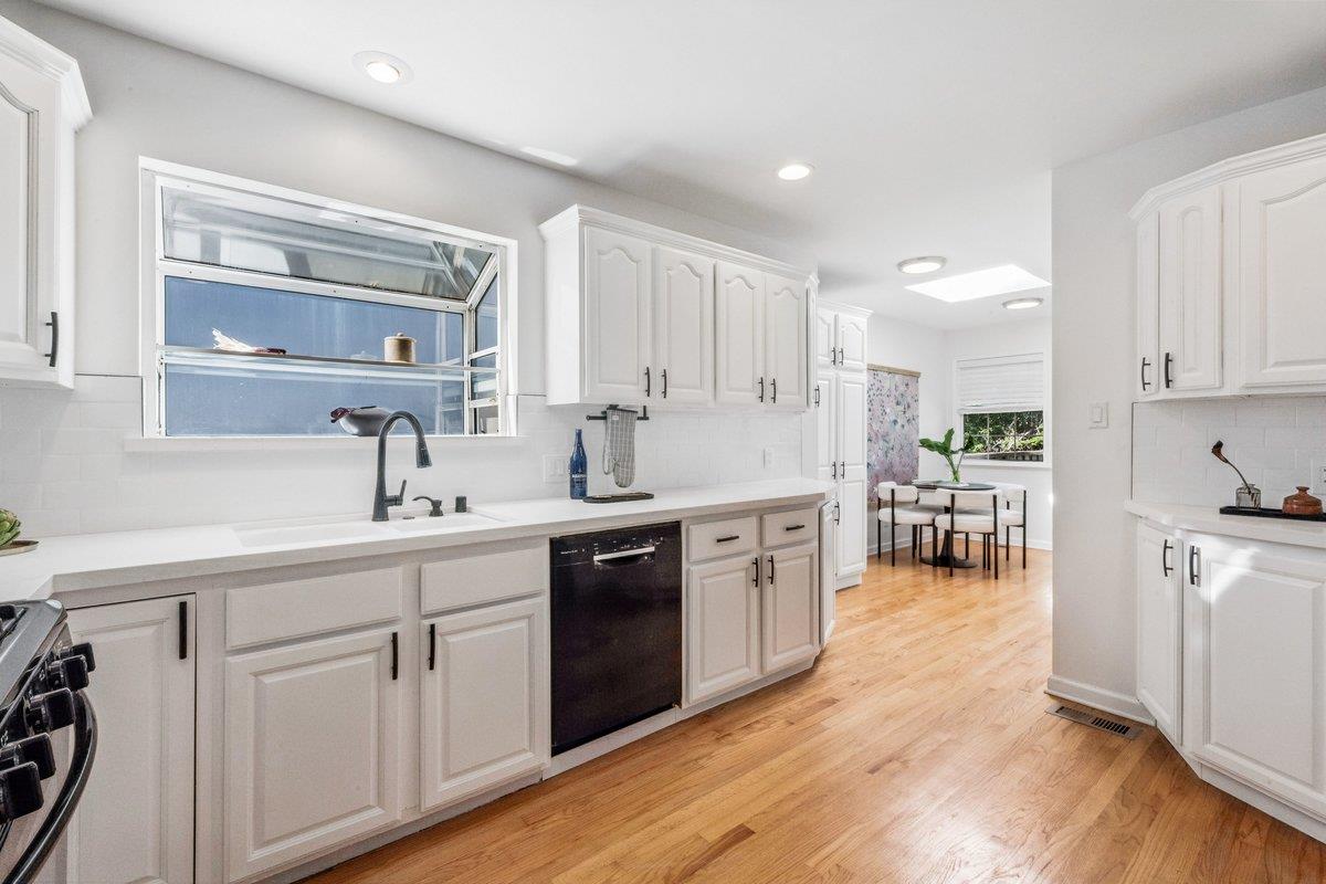 Detail Gallery Image 12 of 45 For 368 Northgate Ave, Daly City,  CA 94015 - 3 Beds | 2 Baths