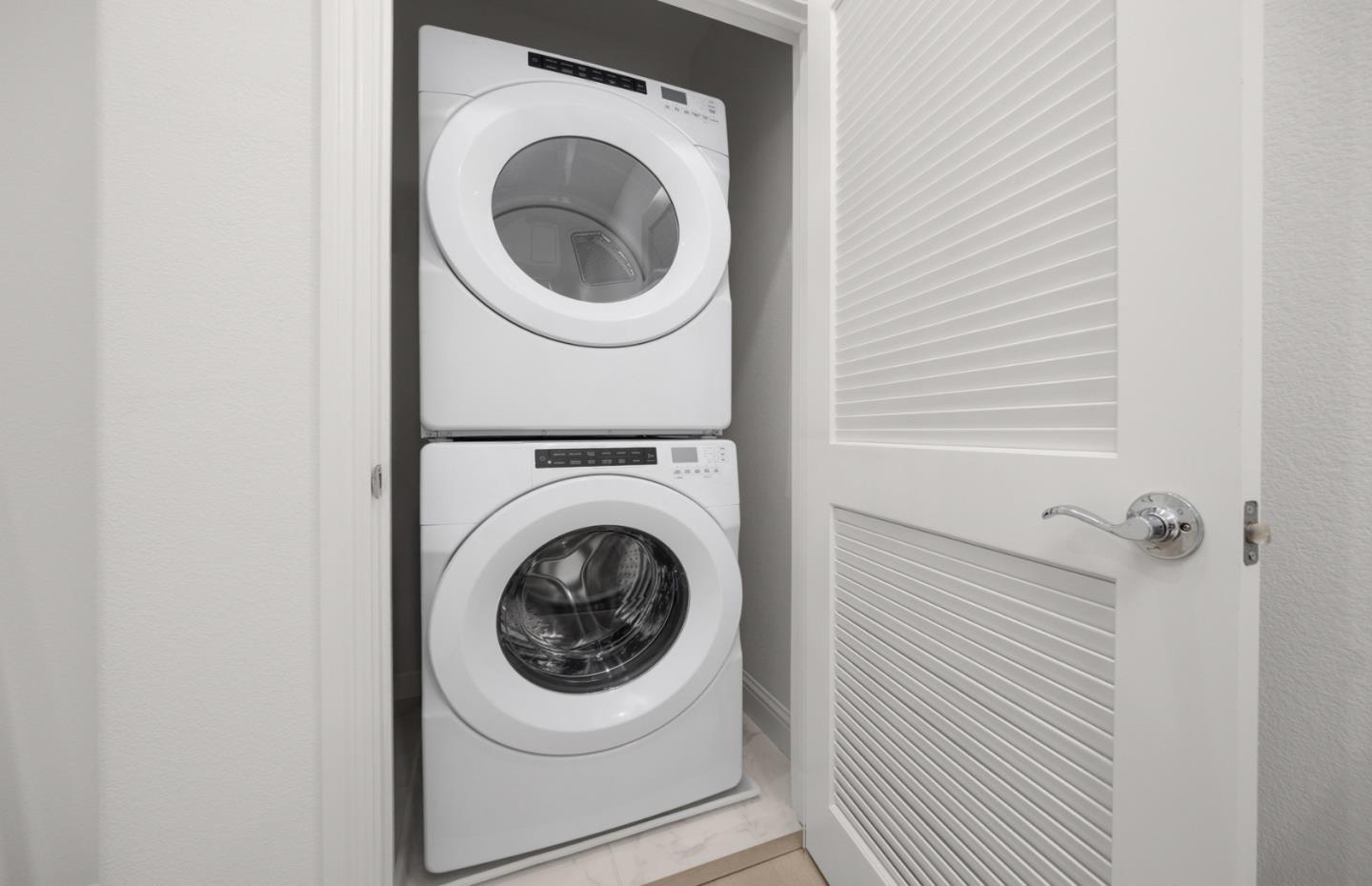 Photo #12: ML82038958 Listing: Photo #12