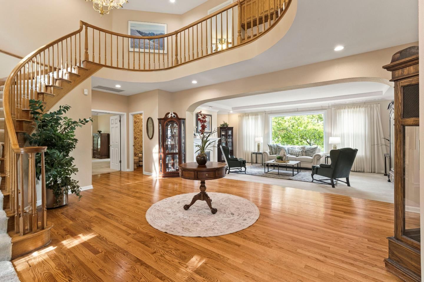 Detail Gallery Image 12 of 114 For 17417 Blue Jay Dr, Morgan Hill,  CA 95037 - 4 Beds | 4/1 Baths